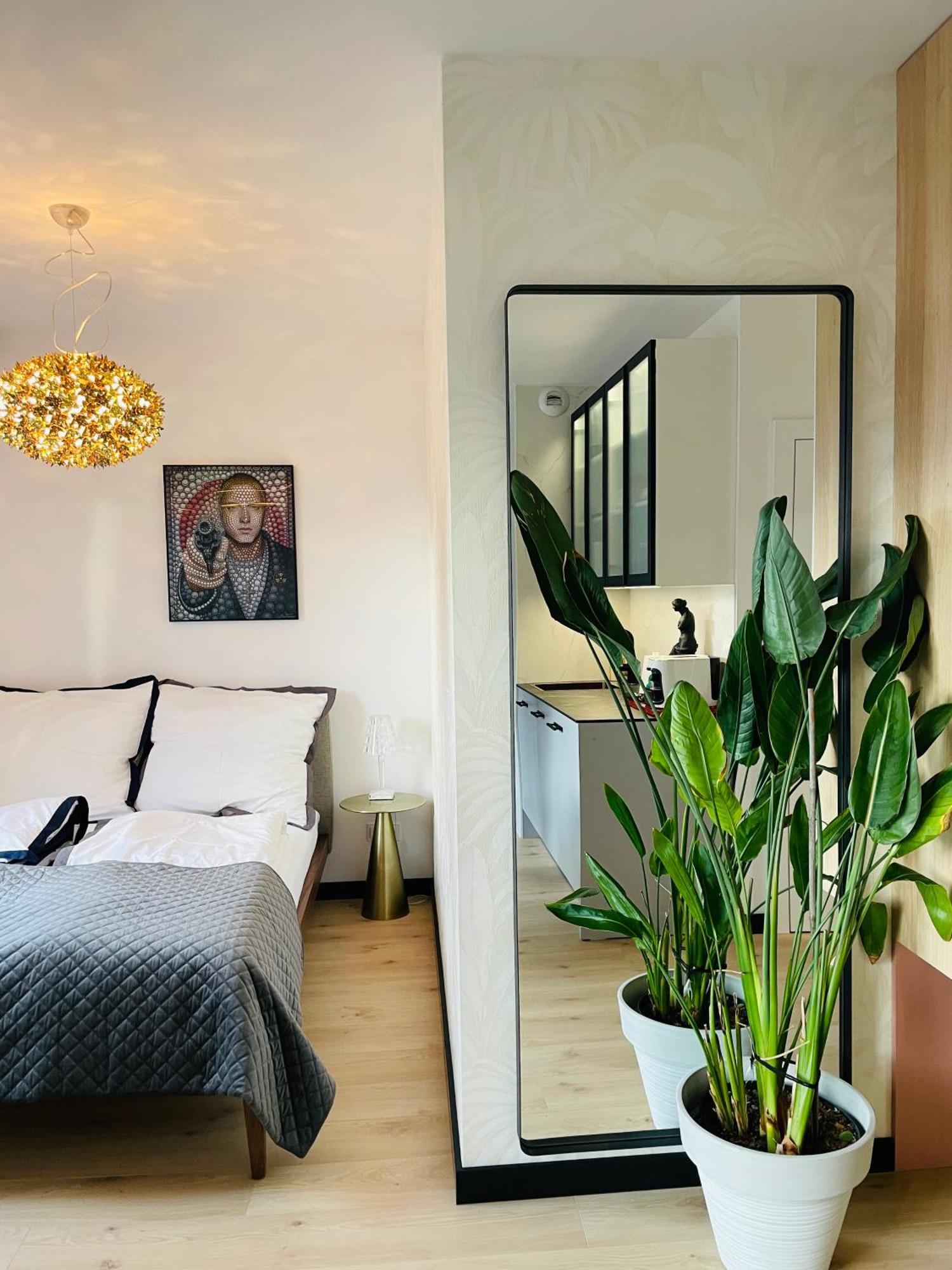 Piper Gold Targi Apartment